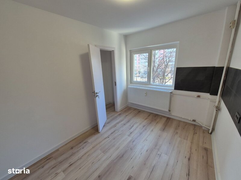 Mosilor et 2 decomandat - metrou 5 min bl.1980